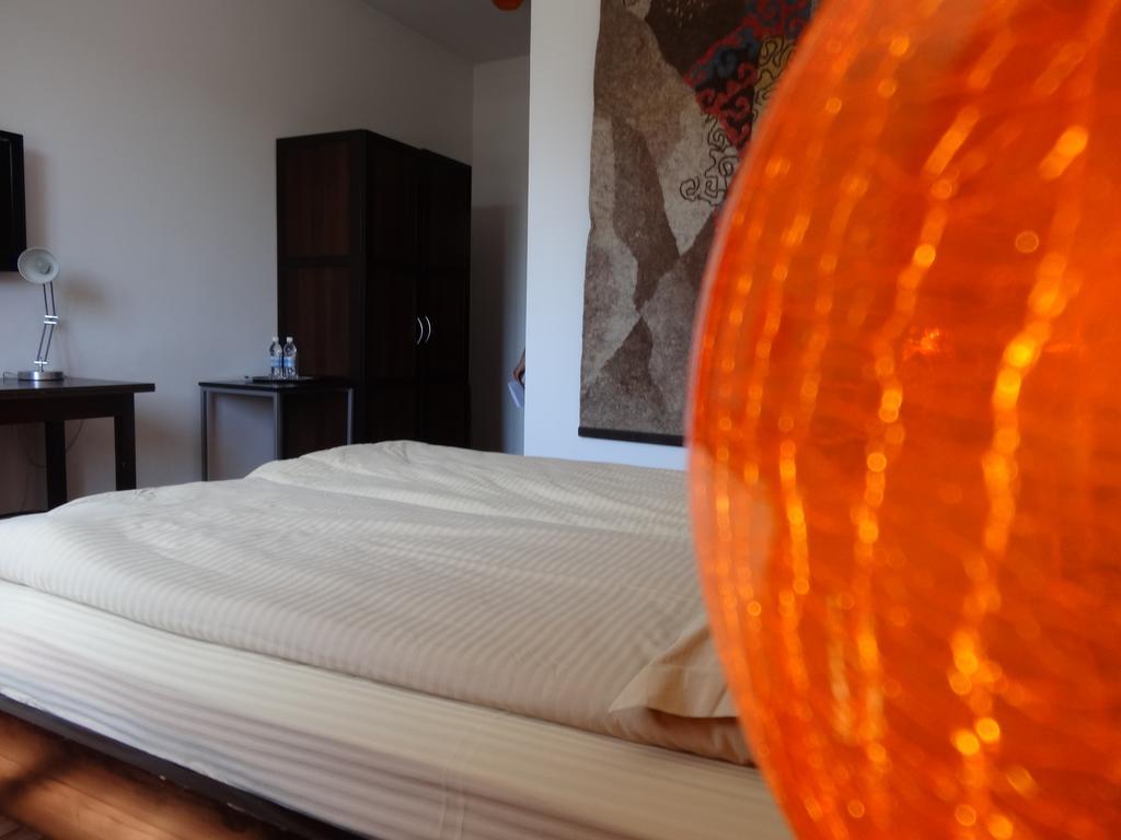 Amir Hotel Karakol Room photo