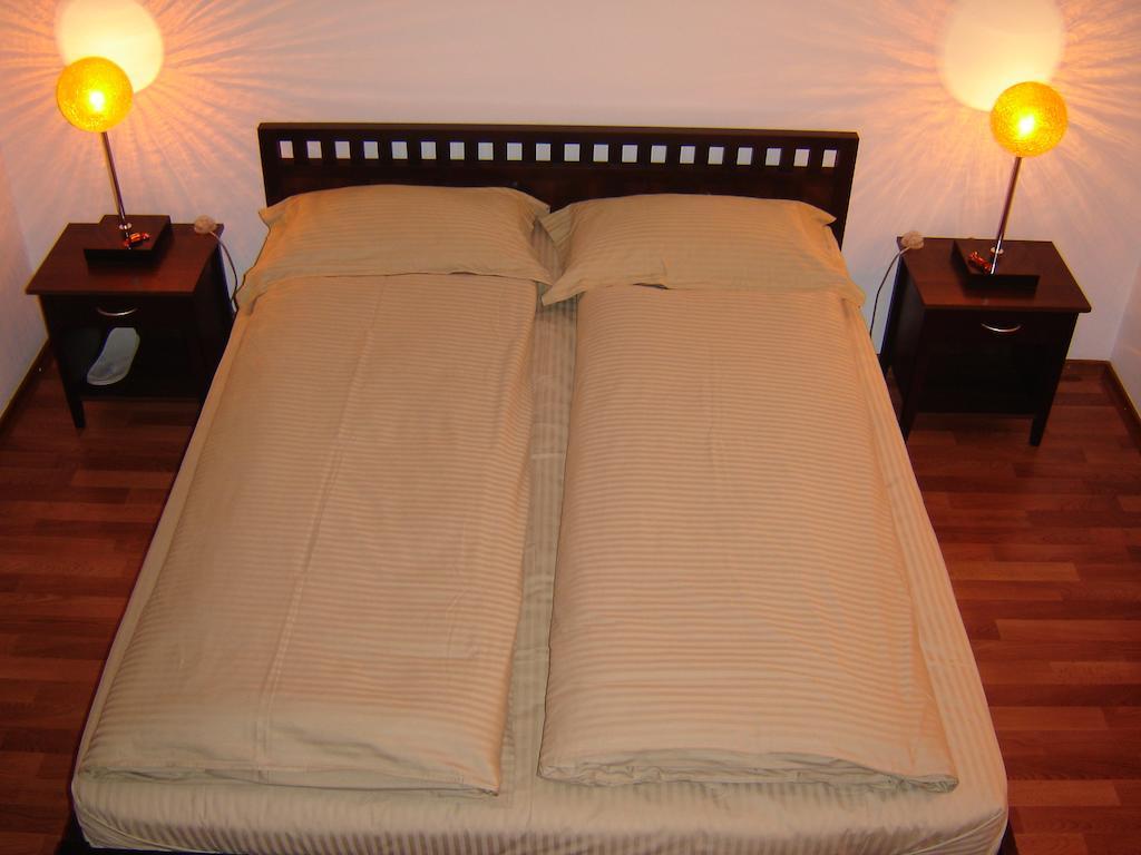 Amir Hotel Karakol Room photo